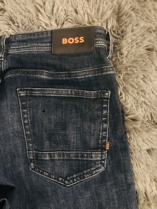 Оригинални дънки  “HUGO BOSS”