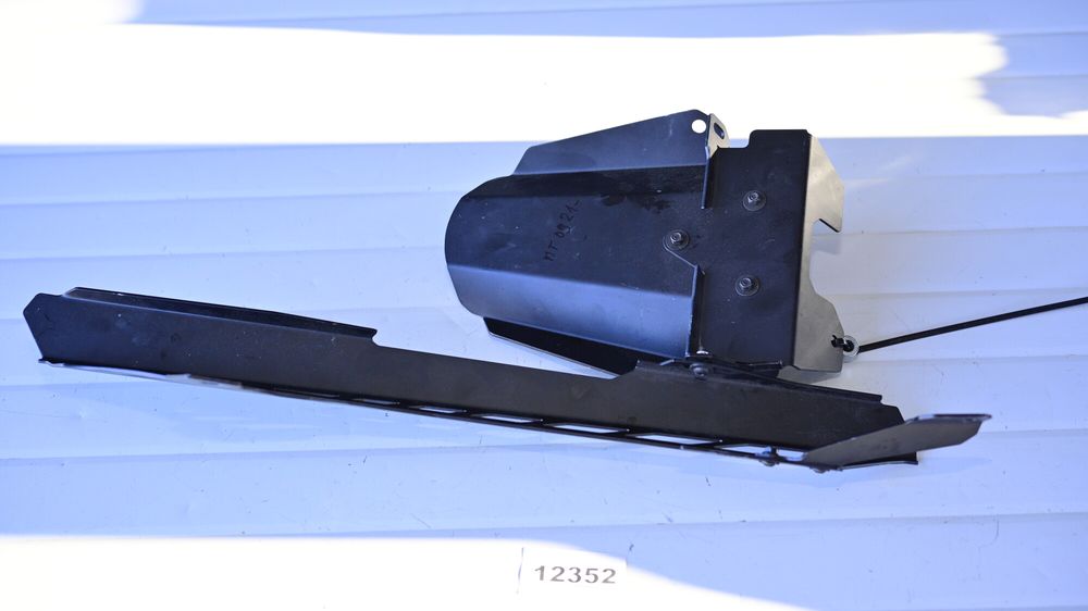 Aripa Aparatoare Roata Roata Spate Si Lant Yamaha MT09 2021 -