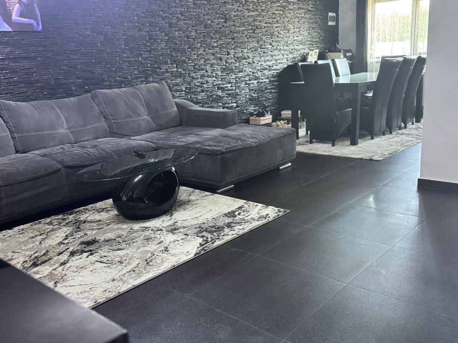 Casă de vânzare in Ostroveni