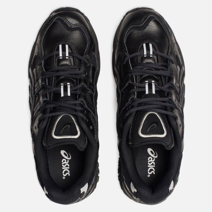 Новые кожаные кроссовки Asics