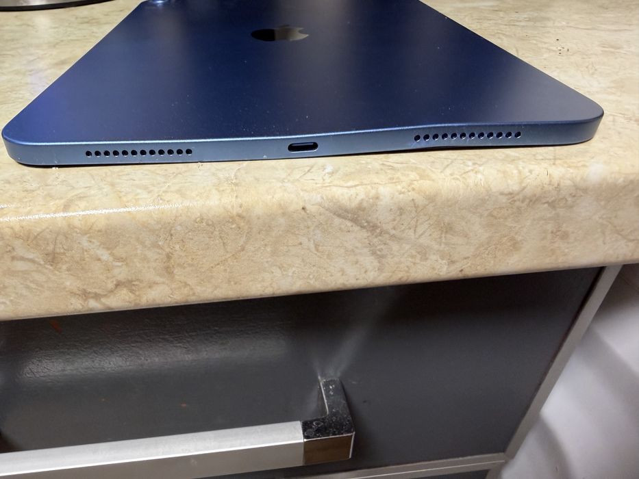 !!! Ipad 10 спешно !!!