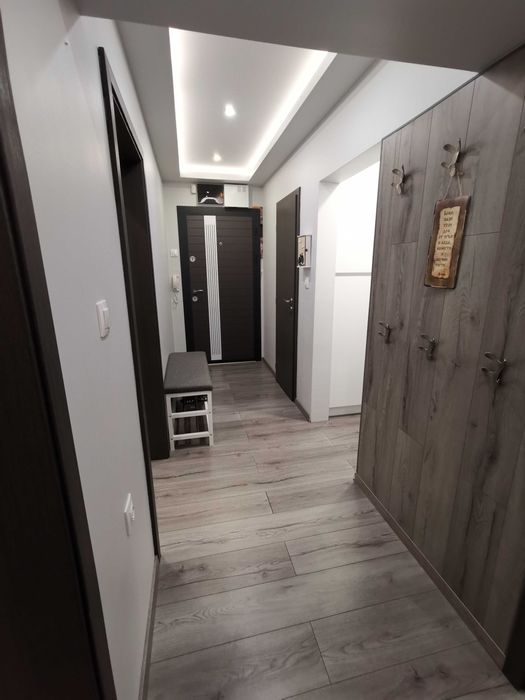 Дава се под наем Тристаен апартамент в Карлово - 82 кв.м за 135000 € - Снимка #10