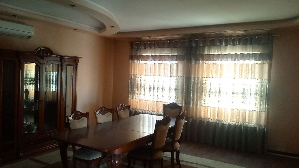 Срочно продаётся коттедж 6 соток город Навои водокачка