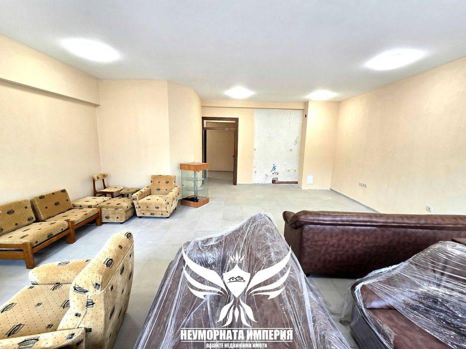 Под наем 76кв помещение, офис студио салон ателие в Асеновград център