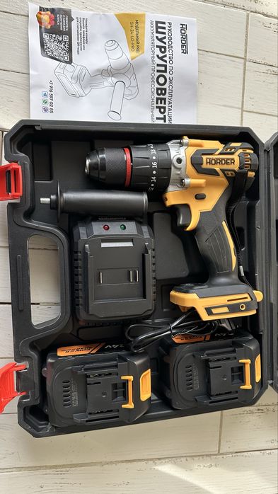 Шуруповерт бесщеточный