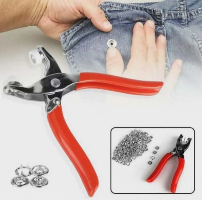 Клещи с 300 броя капси за дрехи