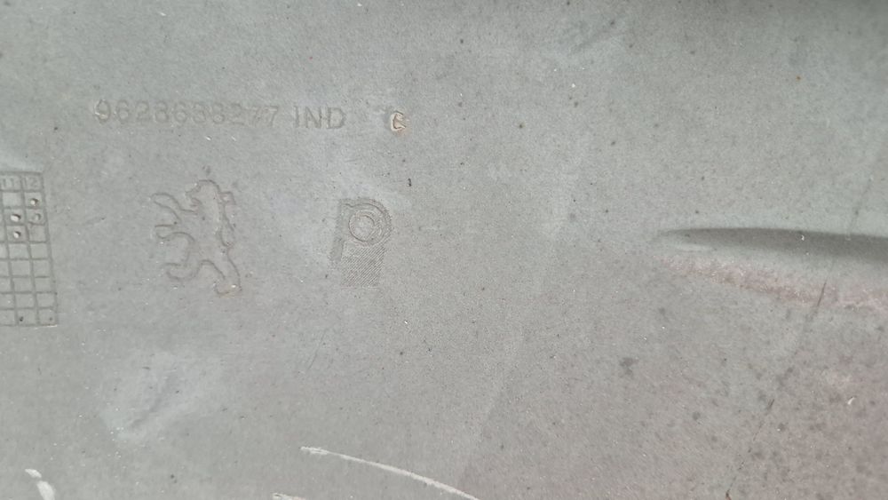 Оригинална Задна броня за Пежо  206 Хечбег 1998- 2005г