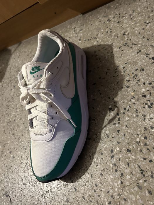 Продавам Маратонки Nike