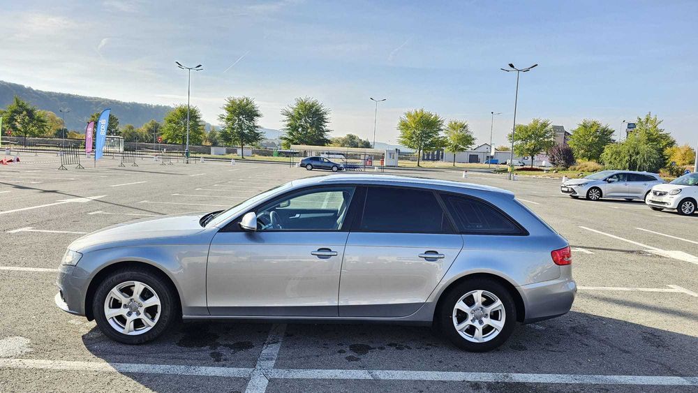 AUDI A4 Avant 2009 — imagine 4