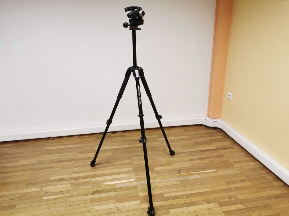 Manfrotto MT190XPro3 + Manfrotto MHXPRO-3W статив за фотоапарат