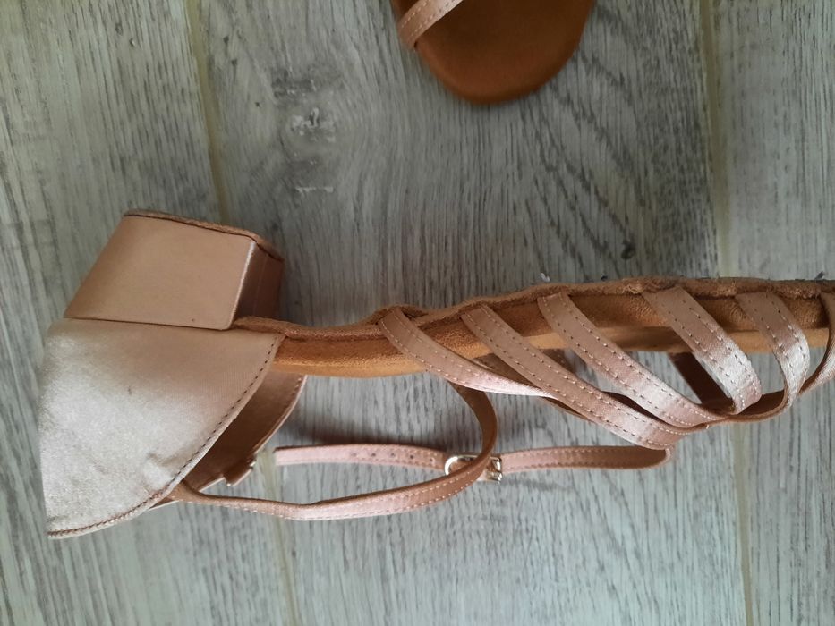 Туфли для танцев