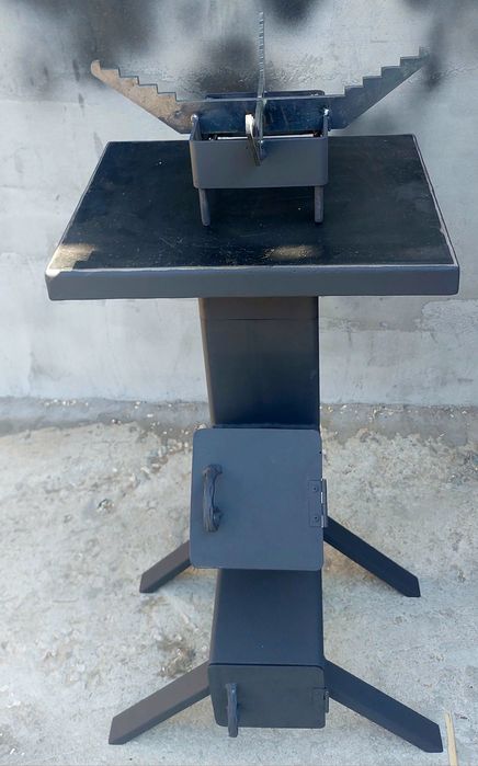 Vând grătare și sobe rachetă!