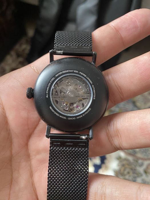 Продам часы Pierre Lannier 324C43