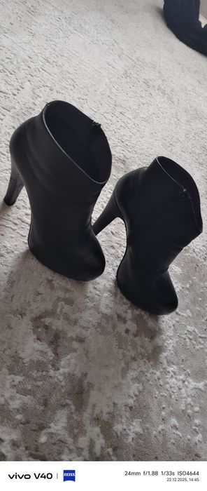 Продам ботильоны/// Сатамын