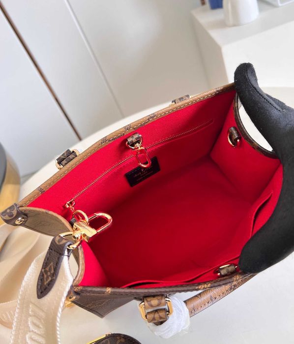Geanta Louis Vuitton Onthego, 25 cm, tip Premium