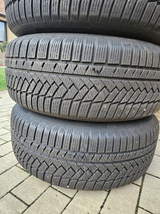 245 65 17 Continental ts 85op Jante Amarok