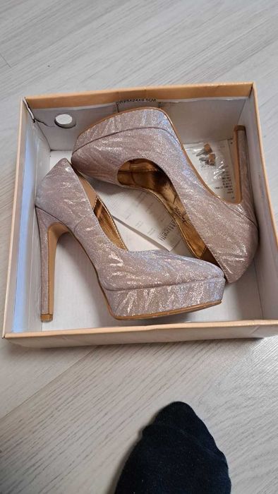 Обувки и чанта комплект