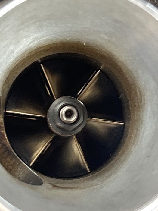 Turbo ,turbocompresor Skoda octavia 3 , golf6 motor 1.2 tsi CJZ 04E145704T