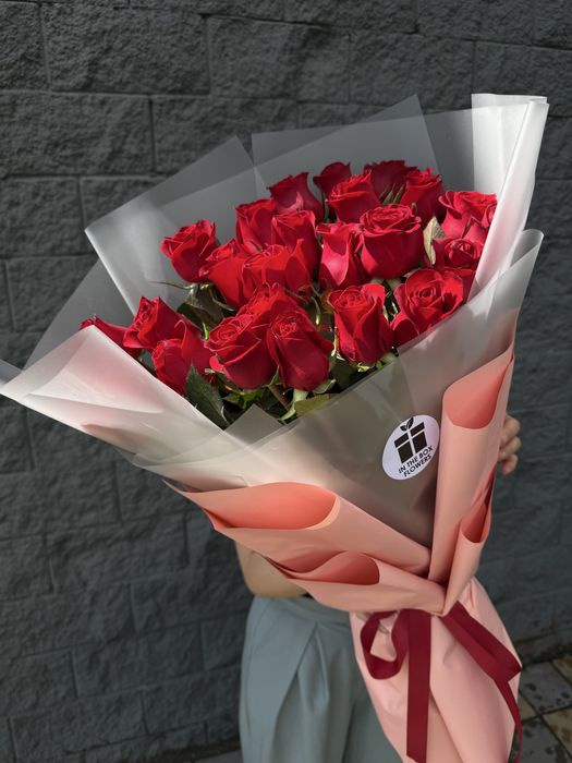 Розы метровые с доставкой