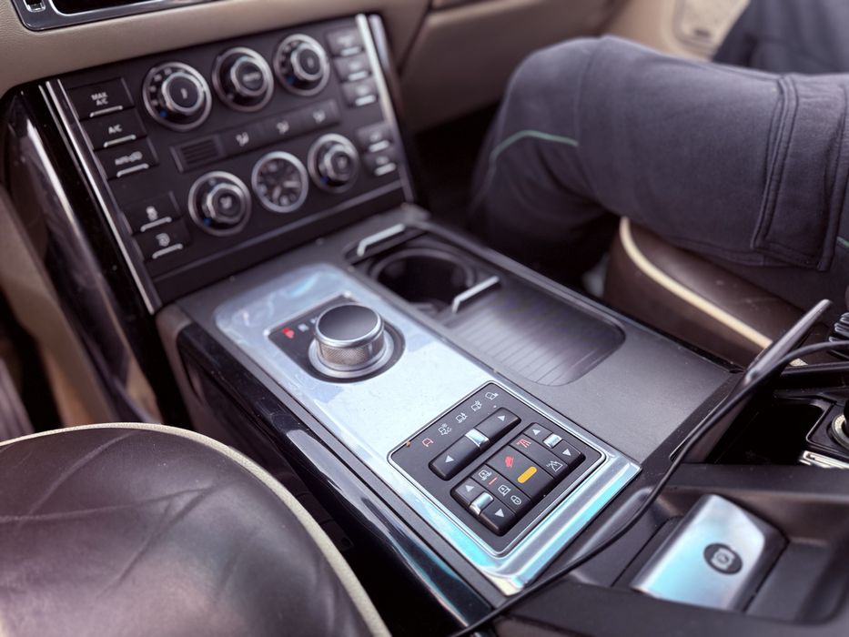 Range Rover Vogue L322 4.4 V8 diesel autobiography proprietar