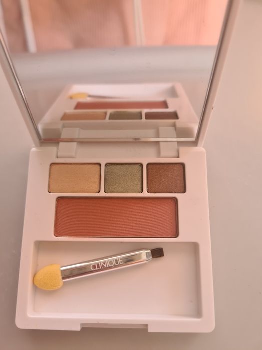 Козметика CLINIQUE