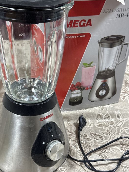 блендер MEGA MB-4690