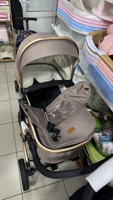Продам коляску ,