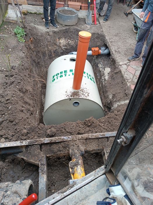 Fose septice, instalații,canalizare , apă, Miniexcavator, piatră,nisip