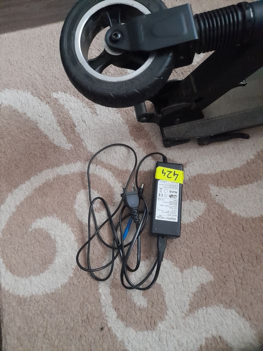 Vand trotineta electrica