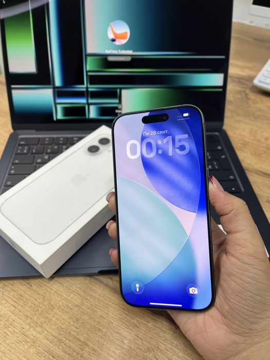 Телефон Apple iPhone 17