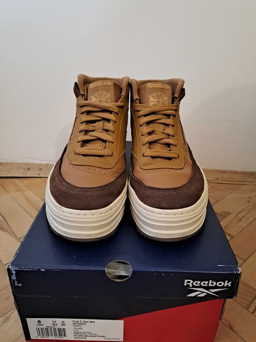 Дамски кецове Reebok club c geo mid brown