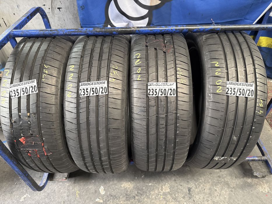 235/50/20 Bridgestone