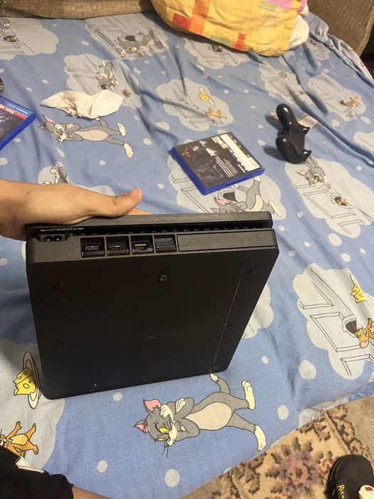 Vănd pese 4 ca nou folosit doar foarte putin lam olot nou din magazin