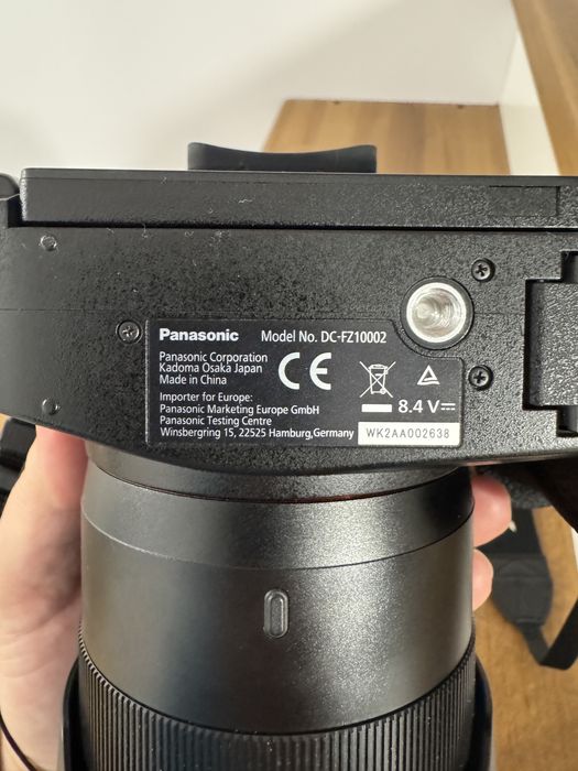 Panasonic Lumix FZ10002
