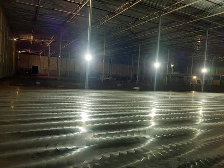 Pardoseli Elicopterizate, șape din beton cu Cuart, Beton Periat