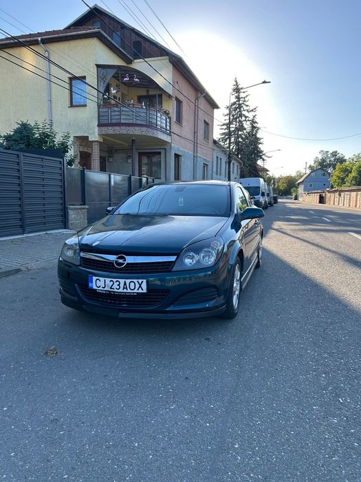 OPEL ASTRA GTC 2007