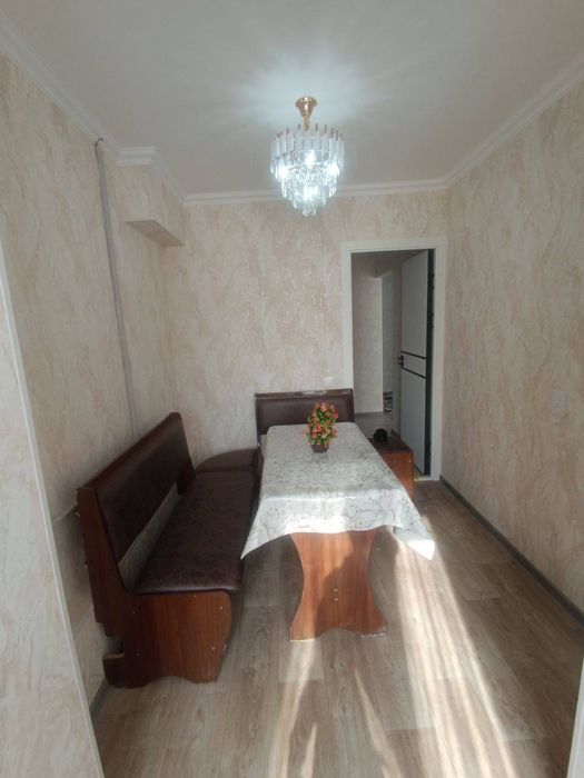 Продается 2х комнатная кв. 3й этаж. Микрорайон. Арка.