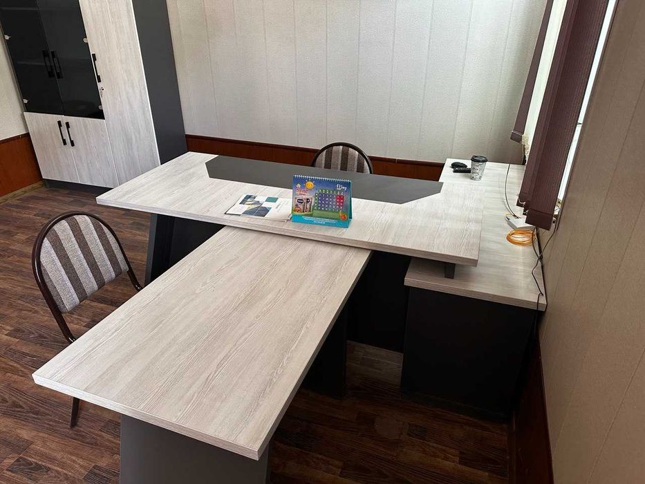 СРОЧНО!!! Продается Комплект новой офисной мебели.