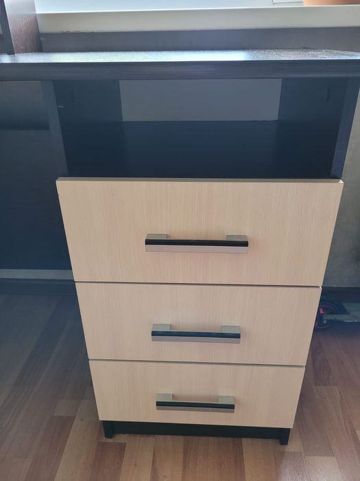 Стол для компьютера