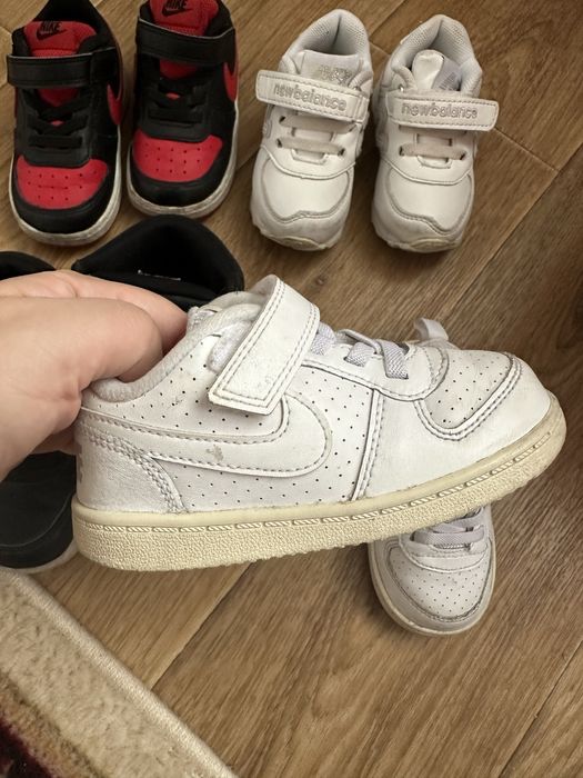 Детские кроссовки/ботинки фирменные