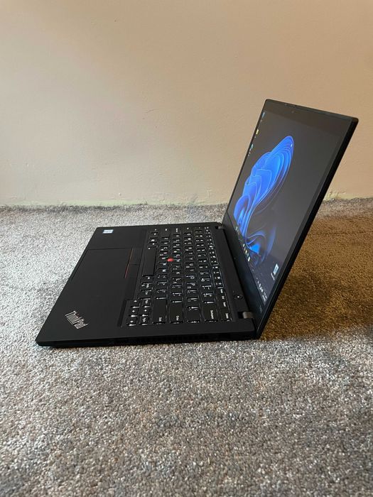 Lenovo ThinkPad T490 - i5-8365u, 8GB RAM DDR4, 256GB SSD NVMe M.2, 14''FHD IPS