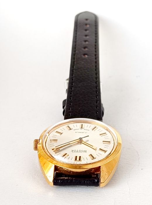 Wostok Восток - позлатен мъжки часовник с ръчно навиване