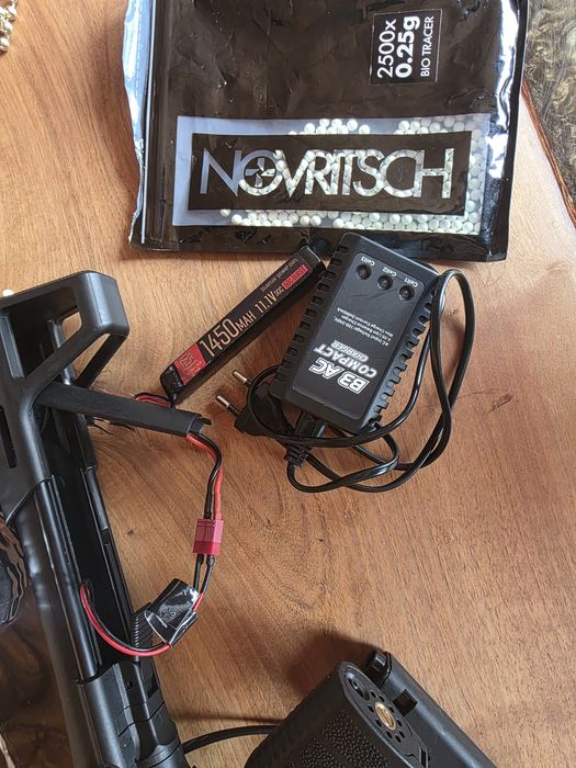 Novritsch SSR 9 + tracer biofrost,scope,ochelari bole si incarcator