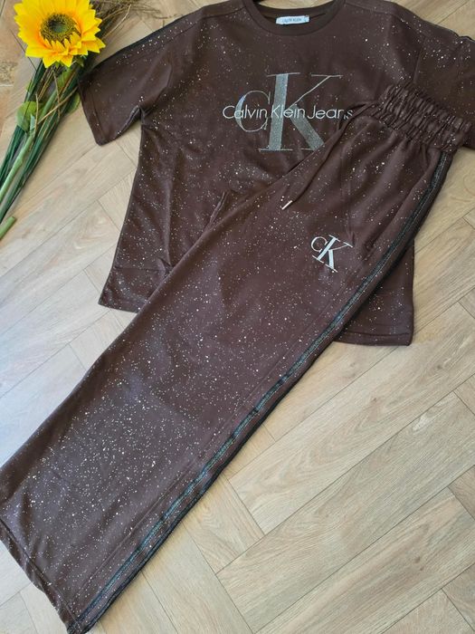 Дамски комплекти