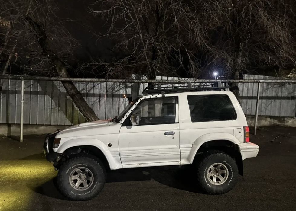 Mitsubishi Pajero, 1994