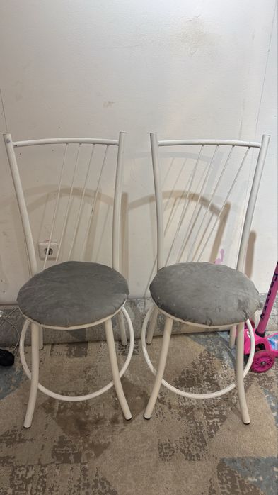 Продам стулья 2 шт