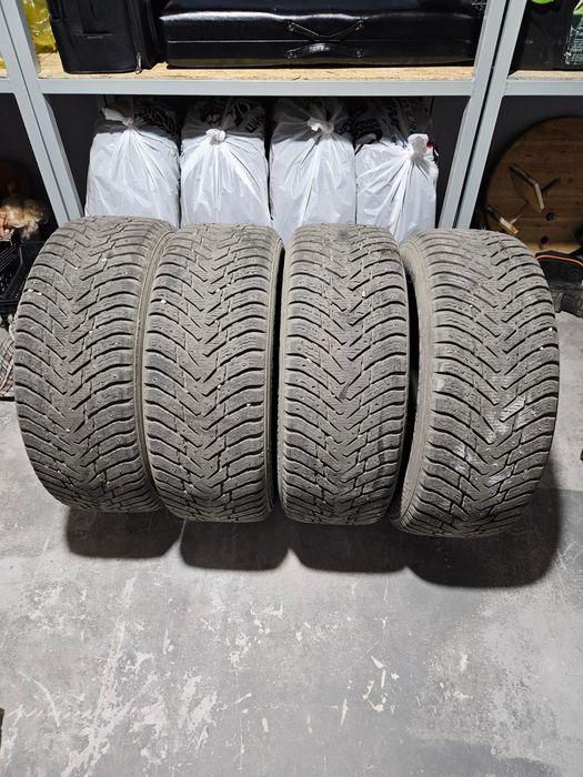 Зимние шины R18 265/60