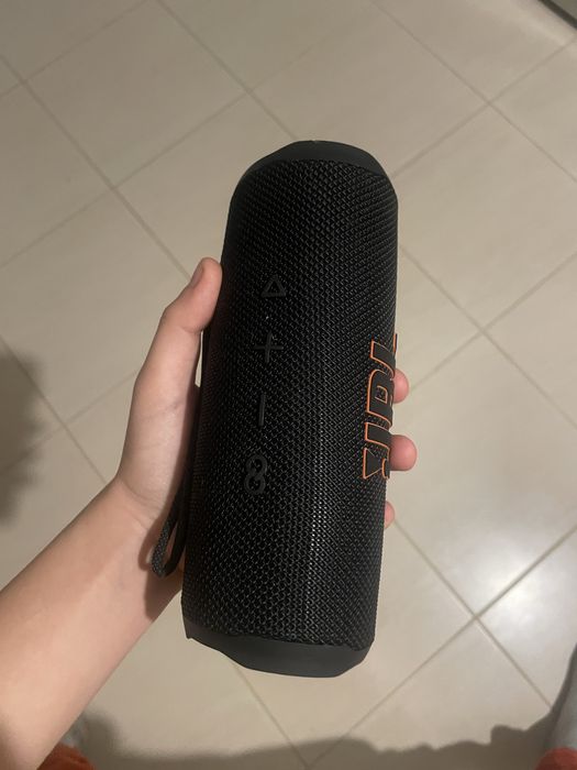 Vand boxa JBL FLIP 6