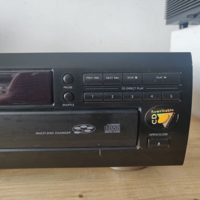 Componente/piese/Philips CDC 775-defect-