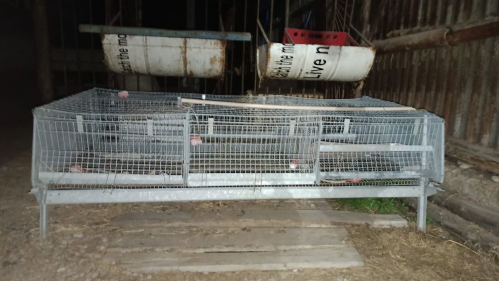 Продам заводскую клетку для кур.
